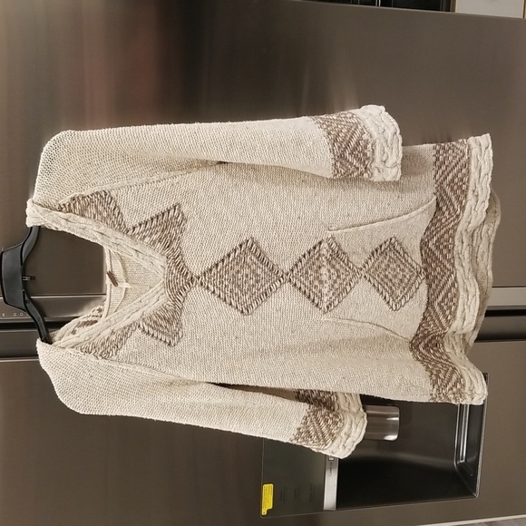 💕FREE PEOPLE💕 Poncho Style Kangaroo Pocket Tunic Hoodie ~ Tribal Aztec Medium - Picture 1 of 9